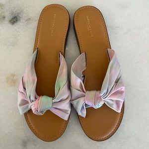 AE Tied Dyed Sandals